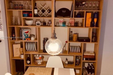 Copropriété à louer à Miami, Floride: 2 chambres, 98.29 m2 № 1949464 - photo 19