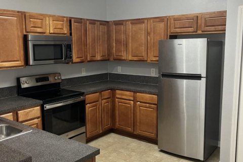 House in Jacksonville, Florida 3 bedrooms, 107.49 sq.m. № 883076