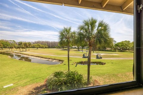 Condo in Wesley Chapel, Florida, 3 bedrooms  № 1583551 - photo 22