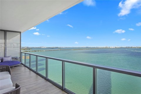 Copropriété à vendre à Miami, Floride: 3 chambres, 254.83 m2 № 1966234 - photo 20
