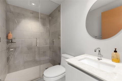 Copropriété à vendre à Miami, Floride: 3 chambres, 254.83 m2 № 1966234 - photo 15