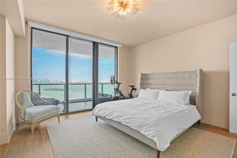 Copropriété à vendre à Miami, Floride: 3 chambres, 254.83 m2 № 1966234 - photo 5