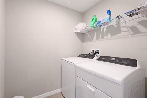 Снять в аренду таунхаус в Нокомис, Флорида 10 комнат, 134.71м2, № 1829452 - фото 27