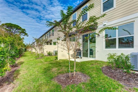 Снять в аренду таунхаус в Нокомис, Флорида 10 комнат, 134.71м2, № 1829452 - фото 3