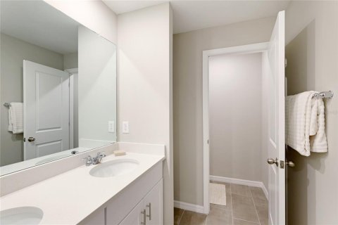 Снять в аренду таунхаус в Нокомис, Флорида 10 комнат, 134.71м2, № 1829452 - фото 19