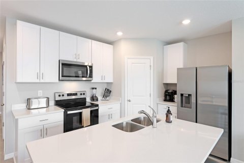 Снять в аренду таунхаус в Нокомис, Флорида 10 комнат, 134.71м2, № 1829452 - фото 4