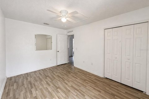 Villa ou maison à vendre à Kissimmee, Floride: 4 chambres, 174.1 m2 № 2138032 - photo 6