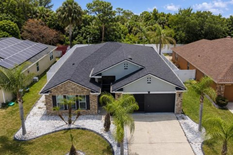 Villa ou maison à vendre à Kissimmee, Floride: 4 chambres, 174.1 m2 № 2138032 - photo 2
