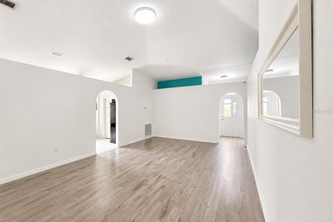 Villa ou maison à vendre à Kissimmee, Floride: 4 chambres, 174.1 m2 № 2138032 - photo 9