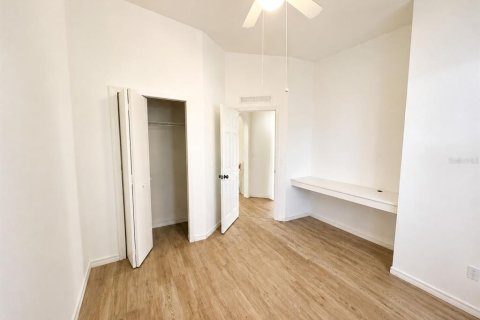 Villa ou maison à vendre à Kissimmee, Floride: 4 chambres, 174.1 m2 № 2138032 - photo 17