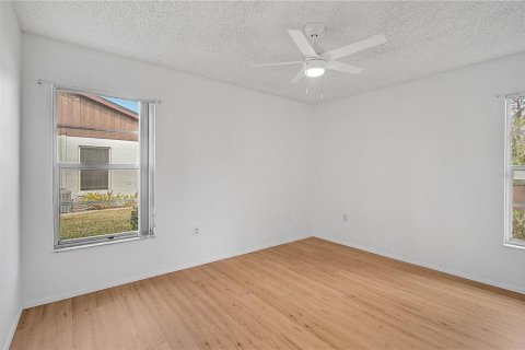 House in Englewood, Florida 2 bedrooms, 139.17 sq.m. № 1528395 - photo 19