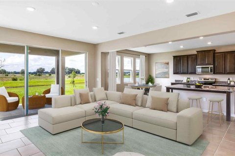 House in Zephyrhills, Florida 5 bedrooms, 369.29 sq.m. № 1873852 - photo 8