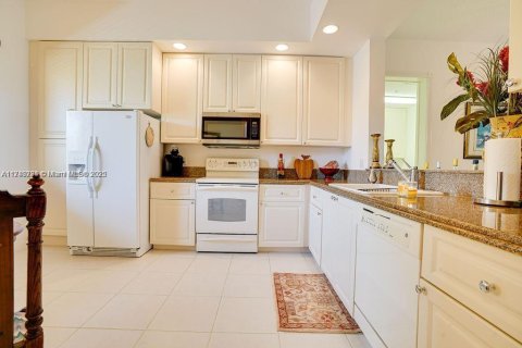 Copropriété à louer à St. Lucie, Floride: 2 chambres, 184.78 m2 № 1959754 - photo 7