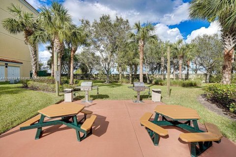 Copropriété à louer à St. Lucie, Floride: 2 chambres, 184.78 m2 № 1959754 - photo 3