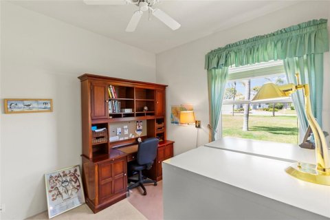 House in Sarasota, Florida 4 bedrooms, 223.43 sq.m. № 2092070 - photo 28