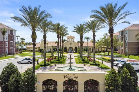 Condominio en venta en Orlando, Florida, 2 dormitorios, 169.36 m2 № 1609855 - foto 1