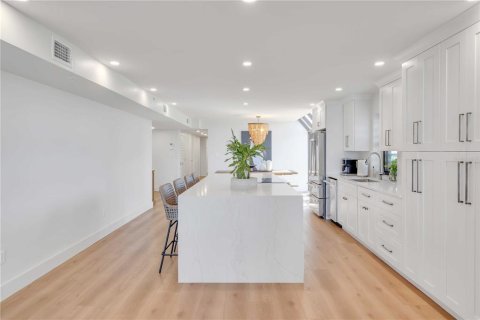 Condo in Longboat Key, Florida, 3 bedrooms  № 1157140 - photo 23