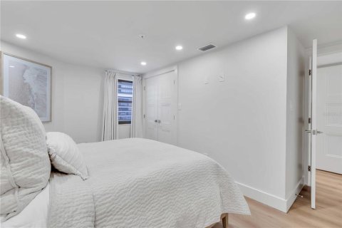 Condo in Longboat Key, Florida, 3 bedrooms  № 1157140 - photo 6