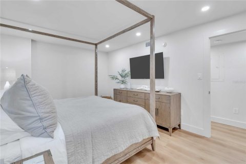 Condo in Longboat Key, Florida, 3 bedrooms  № 1157140 - photo 11