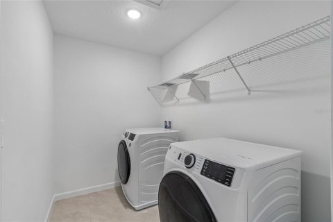 Villa ou maison à vendre à Davenport, Floride: 4 chambres, 201.69 m2 № 2127146 - photo 26