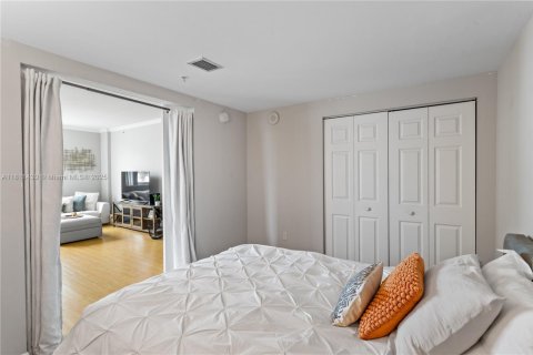Купить кондоминиум в Майами, Флорида 2 спальни, 89.56м2, № 1752002 - фото 14