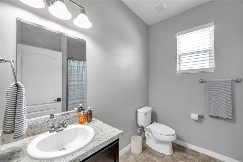 House in Gibsonton, Florida 4 bedrooms, 186.18 sq.m. № 1757438 - photo 22