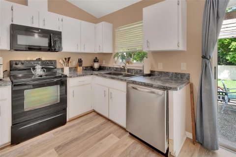 Casa en venta en Orange City, Florida, 3 dormitorios, 99.41 m2 № 1765747 - foto 14