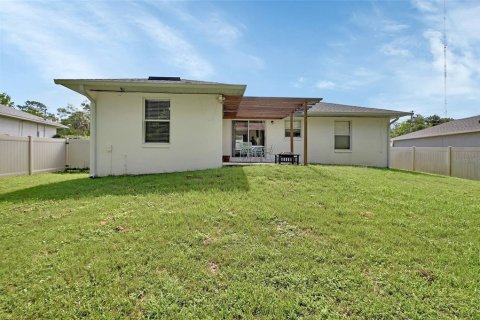 Casa en venta en Orange City, Florida, 3 dormitorios, 99.41 m2 № 1765747 - foto 3