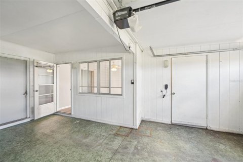 Townhouse in Sun City Center, Florida 2 bedrooms, 83.52 sq.m. № 2208207 - photo 21