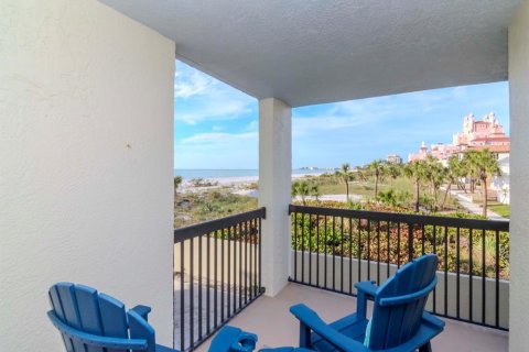 Condominio en alquiler en Saint Pete Beach, Florida, 3 dormitorios, 124.95 m2 № 1577424 - foto 25