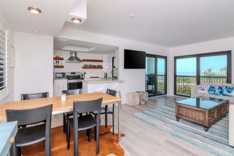 Condominio en alquiler en Saint Pete Beach, Florida, 3 dormitorios, 124.95 m2 № 1577424 - foto 4