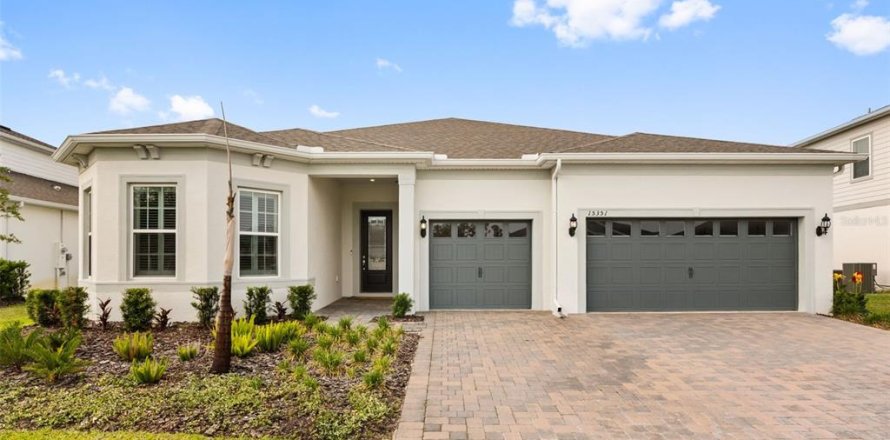 House in Montverde, Florida 3 bedrooms, 276.48 sq.m. № 2114086