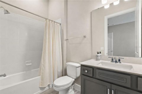 House in Montverde, Florida 3 bedrooms, 276.48 sq.m. № 2114086 - photo 17