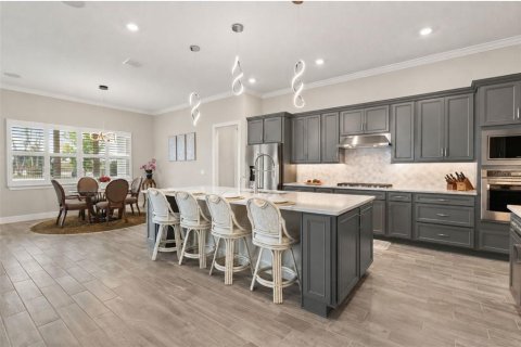 House in Montverde, Florida 3 bedrooms, 276.48 sq.m. № 2114086 - photo 3