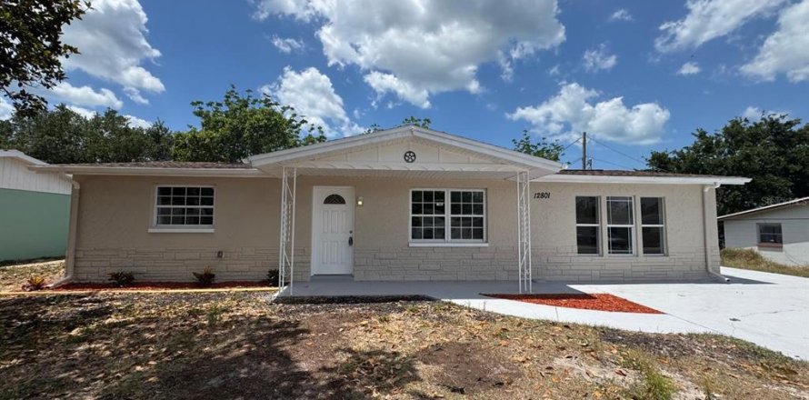Casa en Hudson, Florida 4 dormitorios, 149.57 m2 № 1670159