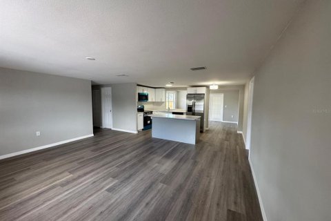 Casa en venta en Hudson, Florida, 4 dormitorios, 149.57 m2 № 1670159 - foto 5