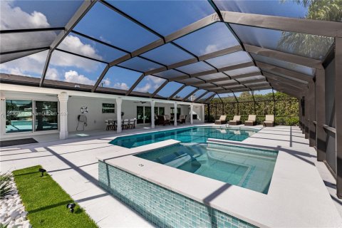 Villa ou maison à louer à Naples, Floride: 4 chambres № 2036832 - photo 17