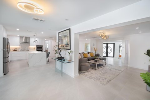 Villa ou maison à louer à Naples, Floride: 4 chambres № 2036832 - photo 10