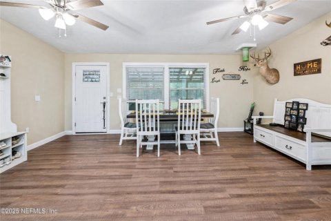 House in Brooker, Florida 3 bedrooms, 207.82 sq.m. № 1902009 - photo 5