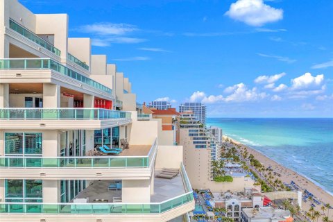 Купить кондоминиум в Форт-Лодердейл, Флорида 3 спальни, 401.34м2, № 2002628 - фото 4