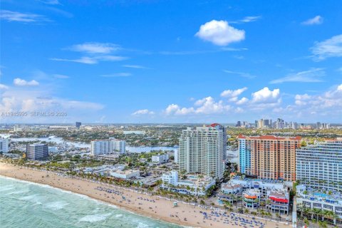 Купить кондоминиум в Форт-Лодердейл, Флорида 3 спальни, 401.34м2, № 2002628 - фото 6