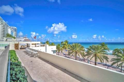 Купить кондоминиум в Форт-Лодердейл, Флорида 3 спальни, 401.34м2, № 2002628 - фото 22