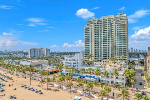 Купить кондоминиум в Форт-Лодердейл, Флорида 3 спальни, 401.34м2, № 2002628 - фото 12