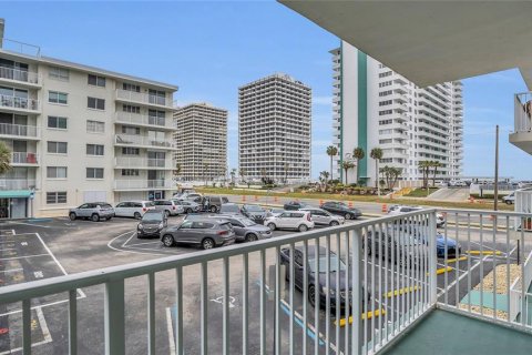 Купить кондоминиум в Дейтона-Бич, Флорида 4 комнаты, 55.74м2, № 1542392 - фото 14