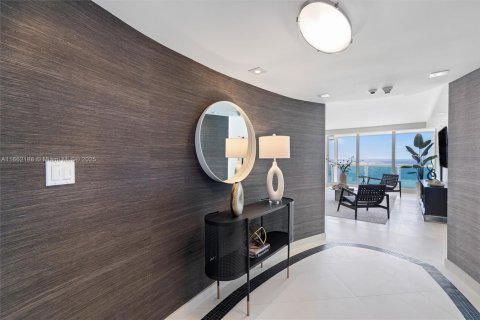 Condominio en venta en Fort Lauderdale, Florida, 2 dormitorios, 174.66 m2 № 2012647 - foto 6