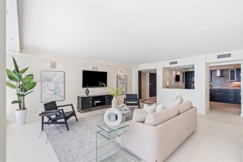 Condominio en venta en Fort Lauderdale, Florida, 2 dormitorios, 174.66 m2 № 2012647 - foto 9