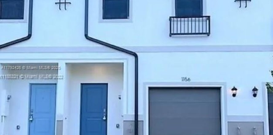 Таунхаус в Флорида-Сити, Флорида 3 спальни, 131.74м2 № 1958986