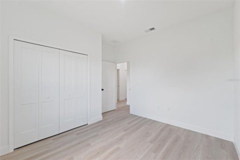 House in Ocala, Florida 4 bedrooms, 162.67 sq.m. № 1919402 - photo 23