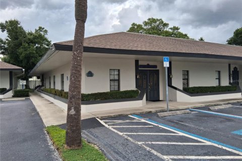 Immobilier commercial à Largo, Floride 130.06 m2 № 2401138