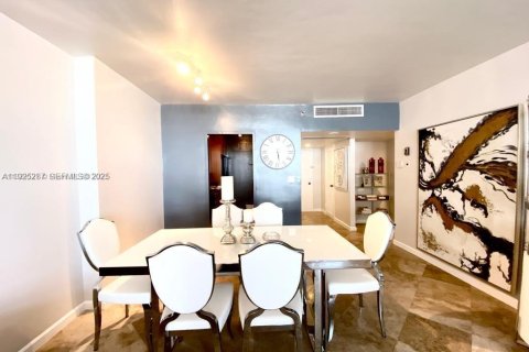 Copropriété à vendre à Miami Beach, Floride: 1 chambre, 80.36 m2 № 1983869 - photo 5